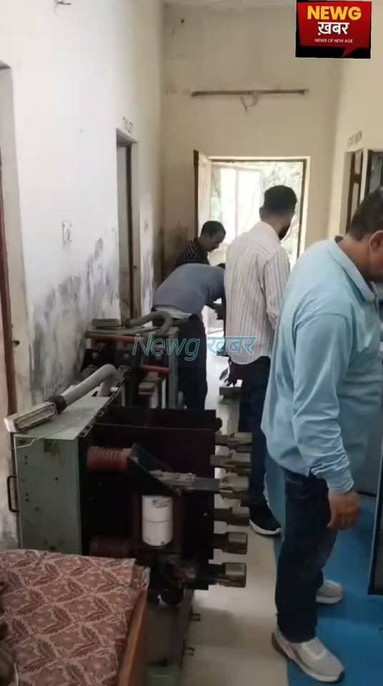 सुजानपुर बिजली सब-स्टेशन में धमाका, मरम्मत कार्य जारी
जल्द बहाल होगी बिजली सप्लाई, विभाग ने लोगों से संयम बनाए रखने की अपील
सुजानपुर बिजली सब-स्टेशन में धमाका होने के बाद बिजली आपूर्ति प्रभावित हुई है। घटना के बाद बिजली विभाग की टीम मौके पर मरम्मत कार्य में जुटी हुई है। विभाग का कहना है कि जल्द से जल्द बिजली आपूर्ति बहाल करने के प्रयास किए जा रहे हैं।
बिजली विभाग ने लोगों से अपील की है कि शांति बनाए रखें और थोड़ा संयम बरतें। तकनीकी खराबी को ठीक करने का कार्य प्राथमिकता के आधार पर किया जा रहा है।