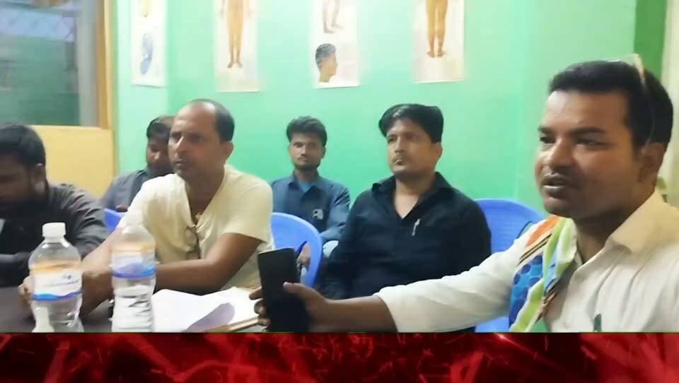 पत्रकारों की सुरक्षा को लेकर मधेपुरा में आपात बैठक, डीएम को सौंपा जाएगा ज्ञापन; सहरसा में पत्रकार से मारपीट की घटना के बाद बढ़ी चिंता, दोषियों पर कार्रवाई की मांग
