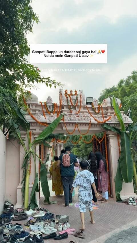 Ganpati Bappa ka darbar saj gaya hai 🙏❤️
Noida mein Ganpati Utsav ki bhakti aur celebration dekhne zaroor aayein ✨🐘
📍 SHRI VINAYAKA TEMPLE, Sector 62, Noida
Ganpati Bappa Morya 🙏❤️
Follow @focus_on_noida for more Noida updates.
#noida #insta #instagram #instagood