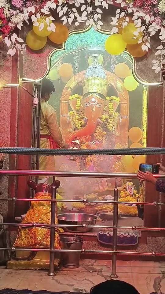 पन्ना श्री बड़े गणेश जी कटरा बाजार गणेश चतुर्थी प्रथम दिवस आरती दर्शन