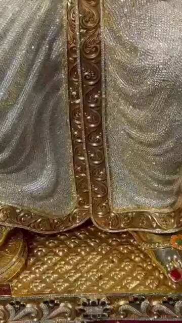 గోల్డ్ గణేషా.......