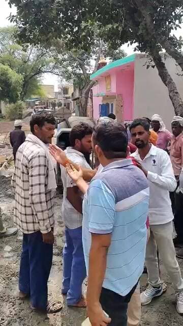 #चण्डौस सड़क निर्माण की धीमी गति पर जताया रोष #Chandaus