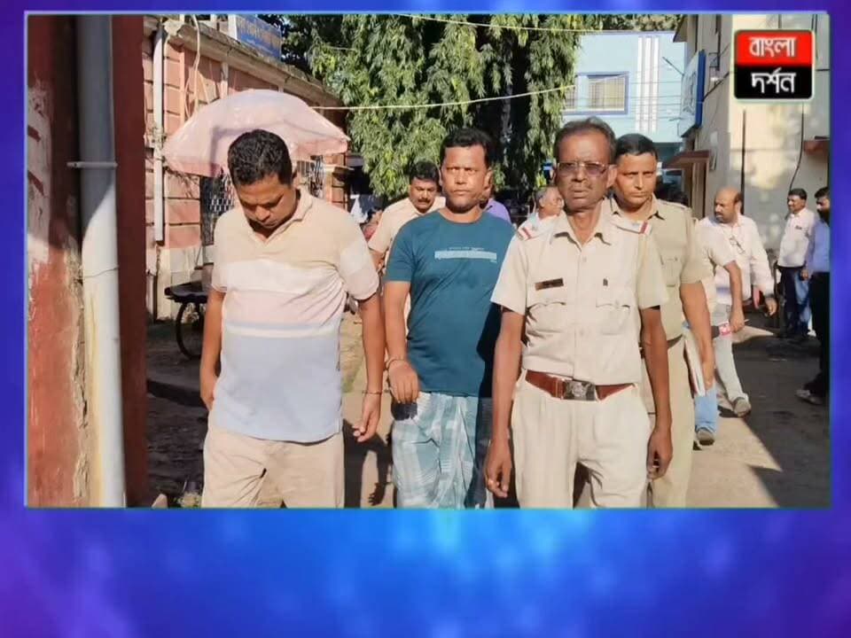 পুলিশ দেখেই বোমা! জুয়ার ঠেকে হামলা, আশঙ্কাজনক ASI
#salar #salarnews #murshidabaddistrict #murshidabad #WestBengal #WBP #wbppolice #BJPGovernment