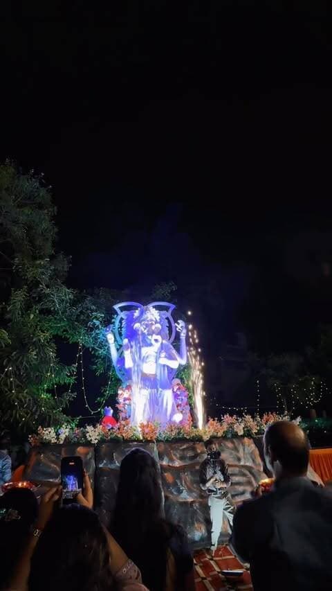 When the event planners celebrate, even Bappa gets an eventful makeover! ✨
@kota_event_association24 bringing devotion, creativity & celebration together in the most unique way. ❤️🙏🏻
Ganpati Bappa Morya 🌸