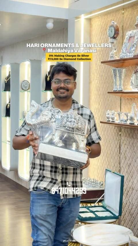 🔥 Banaras mein 0% Making Charges par Silver Jewellery? Haan, bilkul! 😍✨
Agar aap Silver ya Diamond Jewellery lene ka plan bana rahe hain, toh Hari Ornaments & Jewellers ko ek baar zaroor visit karein! 💎
✨ Silver Collection mein Payal, Bichhiya, Tilak Sets, 92.5 Silver Gold Polished Necklaces aur bahut saare unique designs available hain.
🔥 Silver Making Charges 0% se START!
💎 Diamond Collection mein Rings, Nose Pins, Pendants & Earrings — IGI Certified Natural Diamonds ke saath.
🎁 Silver Gifting ₹1,000 se
💎 Diamond Collection ₹15,000 se
👉 Jewellery lene se pehle ek baar price comparison zaroor karein!
📍 Opp. Hotel Costa Rivera, Beside Petrol Pump, Maldahiya, Varanasi
📞 8471044293
💬 Aap Silver Jewellery mein sabse pehle kya lena pasand karenge — Payal, Bichhiya ya Necklace? 👇
#HariOrnaments #SilverJewellery #SilverJewelleryVaranasi #VaranasiJewellery #BanarasJewellery KashiJewellery 925Silver SilverPayal SilverBichhiya SilverNecklace DiamondJewellery DiamondJewelleryVaranasi NaturalDiamond IGICertifiedDiamond JewelleryShopping Varanasi Banaras Kashi Maldahiya VaranasiShopping BanarasShopping JewelleryReels TrendingReels ViralReels