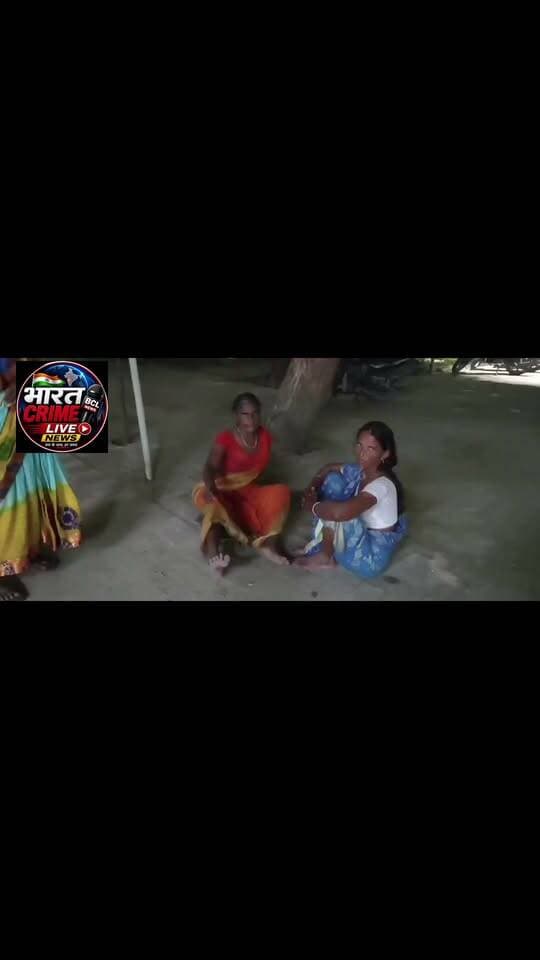तीज पर्व पर नदी में स्नान करने गई महिला की डूबने से मौ+त, परिवार में मचा कोहराम
औरंगाबाद जिला के रफीगंज के मंई खुर्द गांव के समीप धावा नदी में तीज पर स्नान करने गई महिला की डूबने से मौत हो गई। मृतका मंई खुर्द निवासी लालमोहन यादव की 30 वर्षीय पत्नी प्रतिमा कुमारी है।बताया गया कि वह अन्य महिलाओं के साथ स्नान करने गई थी, तभी पैर फिसलने से गहरे पानी में चली गई। ग्रामीणों ने 30 मिनट बाद शव निकाला। परिजन उसे रफीगंज CHC ले गए, जहां डॉक्टरों ने मृत घोषित किया।
पति बाहर रहकर ड्राइवरी करते हैं। मृतका के एक पुत्र और दो पुत्रियां हैं। पुलिस ने शव पोस्टमार्टम कराकर परिजनों को सौप दिया है CO ने कगजी प्रक्रिया होने के बाद मुआवजा का आश्वासन दिया है।