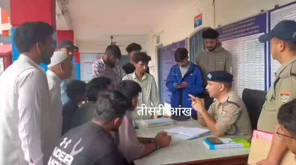 देर रात दो गुटों में विवाद, भाजपा युवा मोर्चा मंडल महामंत्री का वाहन क्षतिग्रस्त, एसएसपी पौड़ी ने जांच के दिए आदेश।