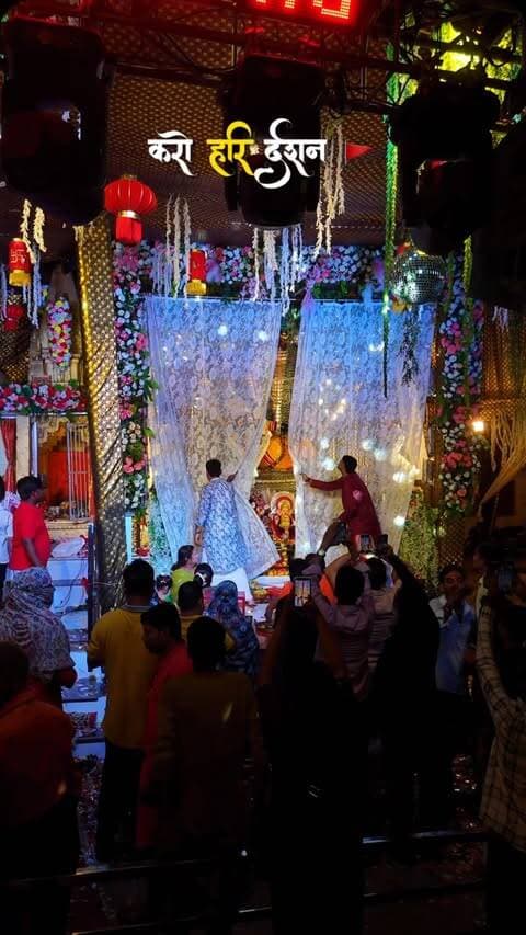 हमारे बप्पा का हरि अवतार आगमन 🙏🏻 “मोहत्सिम का राजा” 🚩
.
.
#prayagraj #ganeshutsav #viral #trendingreel #explore