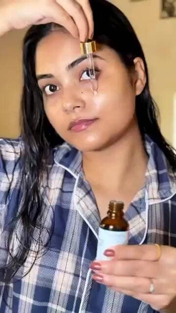 Clear Skin अब महंगी नहीं! पाएं फ्रेश और ग्लोइंग लुक, वो भी ₹299 से कम में! 8395000141