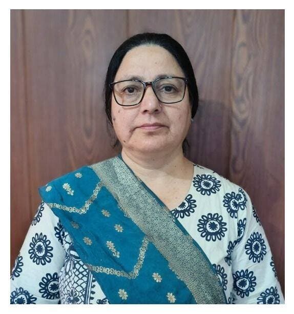 नाचन की शिवानी चौहान को कांग्रेस में मीडिया पैनलिस्ट की जिम्मेदारी,
कहा-केंद्र सरकार ने हिमाचल को किया नजरअंदाज, प्रदेश सरकार कर रही काम