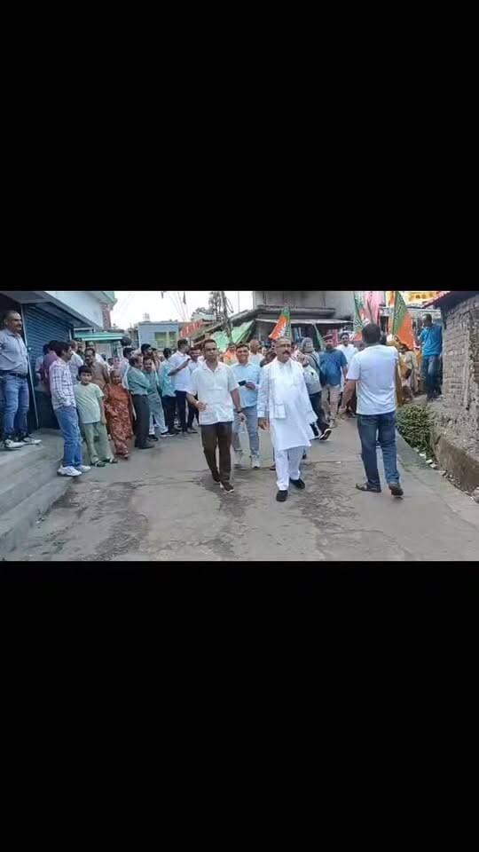 #डाडा सीबा में क्यों लगे सुक्खू सरकार मुर्दाबाद के नारे देखें 👇🏼
Bikram Thakur