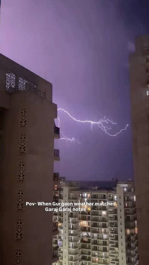 Gurgaon really said: Garaj Garaj. ⛈️
#trendingreels #gurgaon #thunderstorms #garajgaraj #gurugram
(Gurugram, Garaj garaj, thunderstorm, rain, rainfall, notes, Gurgaon, trending reels, explore, viral, bandish bandits, cinematic, videography, photography, photoshoot, music, insta reel, trending audio)