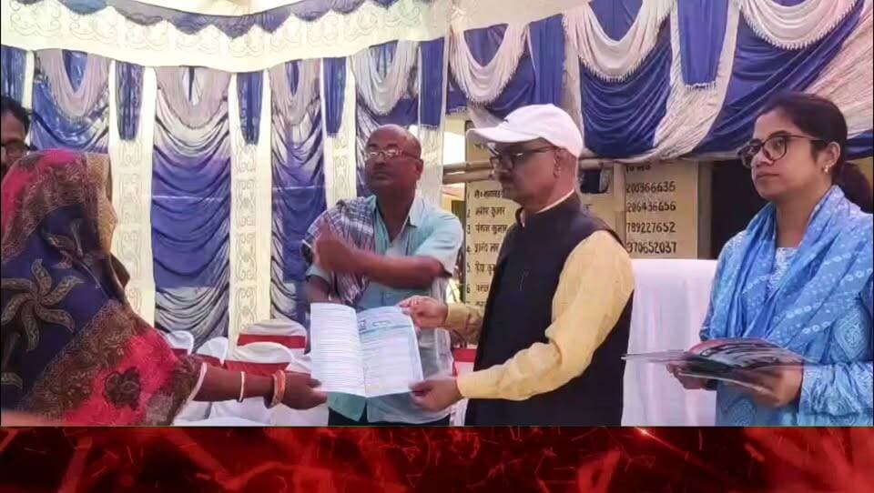 भदौल पंचायत सरकार भवन में लगा सहयोग शिविर, अधिकारियों ने सुनीं ग्रामीणों की समस्याएं