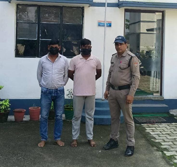 पूर्व अधीक्षण अभियंता की करोड़ों की जमीन हड़प डाली, भूमाफिया ने खुद को पोता दर्शाते हुए गिफ्ट...see more