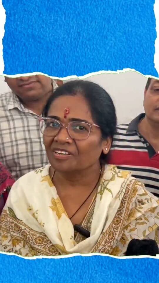 बीजेपी की सुशीला गुप्ता पहुंचीं सभापति पद का नामांकन भरने, बोलीं- पार्टी का आदेश हैं
#Dungarpur #DungarpurNews #RajasthanNews #BJP #SushilaGupta ChairmanElection