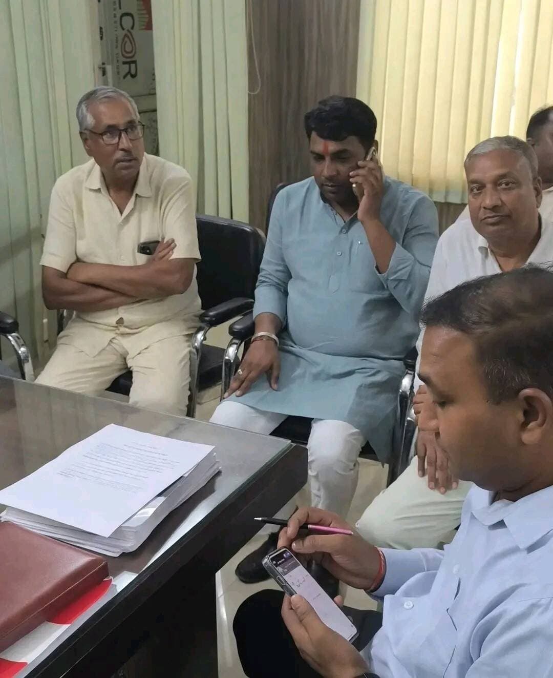 बहरोड़ नगरपरिषद सभापति पद के लिए भाजपा से कमल यादव ने भरा नामांकन पत्र
संजय मीर बने प्रस्तावक