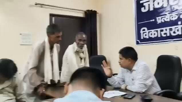 चलो कम से कम साहब को पता तो चला कर्मचारी कितनी मेहनत कर रहे जिनको सही से सोने के लिए समय भी नहीं मिल पा रहा है