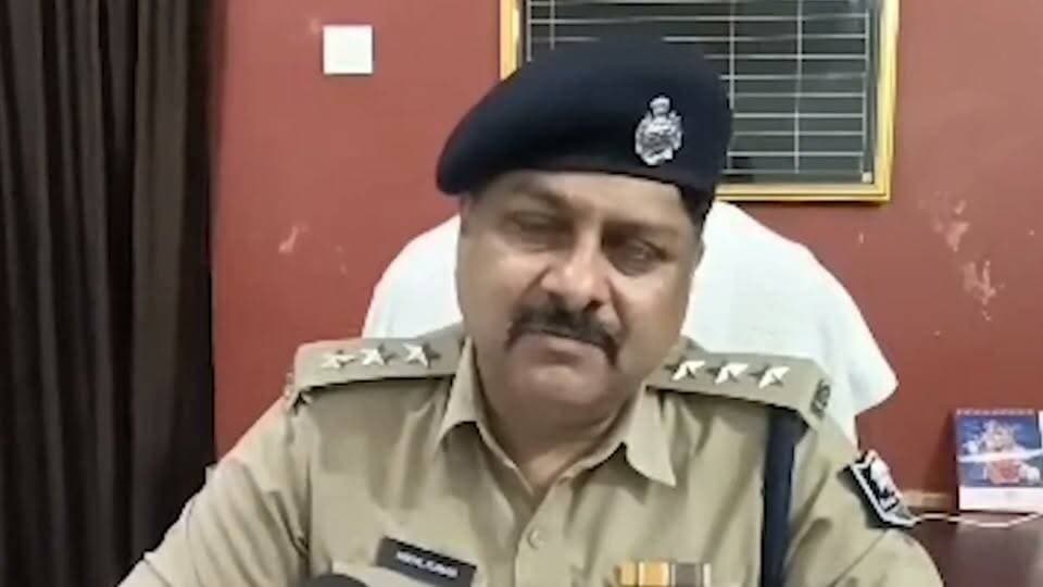 बेगूसराय के चेड़िया बरियारपुर थाना क्षेत्र में पुलिस पर हमला करने वाले पांच लोगों को किया गिरफ्तार