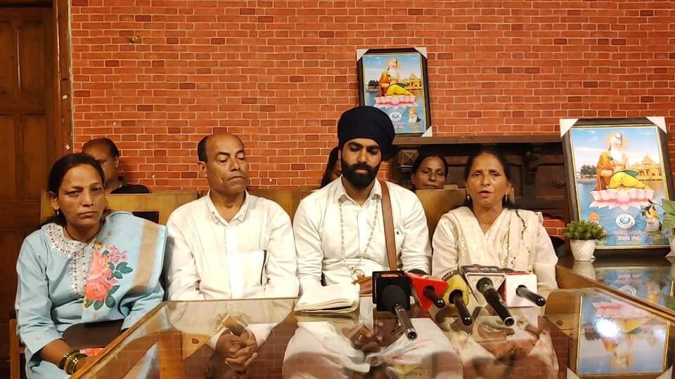 कुल्लू लाइव :- हिमाचल में भारतीय बाल्मीकि धर्म समाज की और से आयोजित होगा सत्संग और पत्रकार वार्ता, भगवान बाल्मीकि के प्रकट उत्सव पर होगा आयोजन। Kullu Times