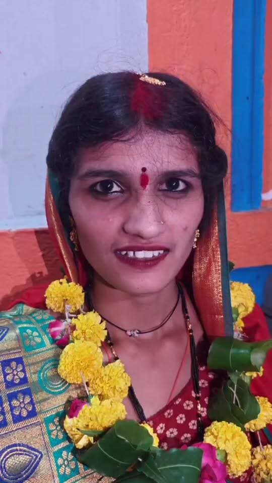 छतरपुर: थाने में युवती को हुआ युवक से प्यार, भागकर रचाई शादी,
#trending #postoftheday #वायरल #vairal #reelkarofeelkaro