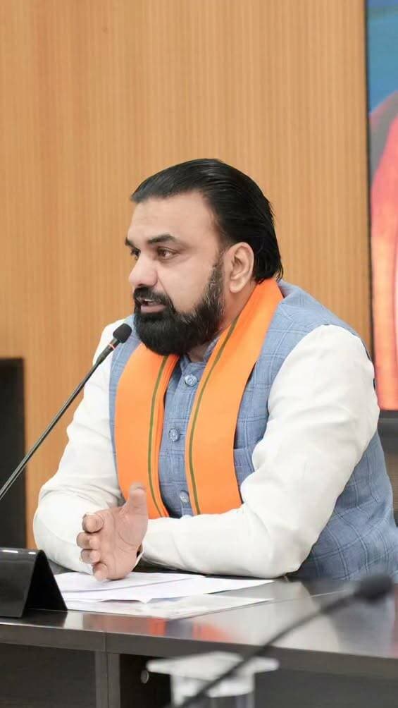 नशामुक्त बिहार
मजबूत संकल्प, सशक्त भविष्य।
युवाओं और आने वाली पीढ़ियों को नशे से दूर रखने के लिए जनभागीदारी और व्यापक जागरूकता को जन-जन तक पहुंचाना हमारा संकल्प है।
आइए, मिलकर स्वस्थ, सशक्त और समृद्ध बिहार का निर्माण करें।
Samrat Choudhary
CMO Bihar
Information & Public Relations Department, Government of Bihar
<nis:link nis:type=tag nis:id=nashamuktbihar nis:value=NashaMuktBihar nis:enabled=true nis:link/>