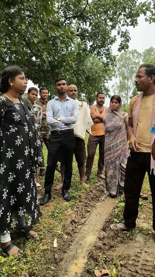 गरायनडीह, पंचायत लारियाडीह में गैरमजरूआ आम और गैर मजरूवा खास पर ग्रामीणों का विवाद मामला लारिया दी पंचायत ...