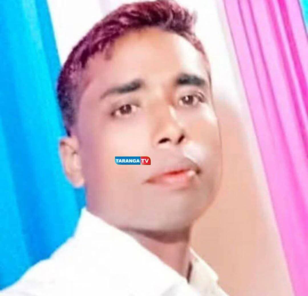 বজ্রপাতে তরতাজা যুবকের ম*র্মা*ন্তি*ক মৃ*ত্যু
বুধবার সকালে বজ্রপাতে প্রাণ হারালেন এক তরতাজা যুবক। ম*র্মা*ন্তি*ক ঘটনাটি ঘটেছে কুচিলা বাঁসডহর গ্রামে। মৃ*ত যুবকের নাম তৈয়বুর রহমান চৌধুরী। তাঁর আকস্মিক মৃ*ত্যু*তে এলাকায় নেমে এসেছে শোকের ছায়া।