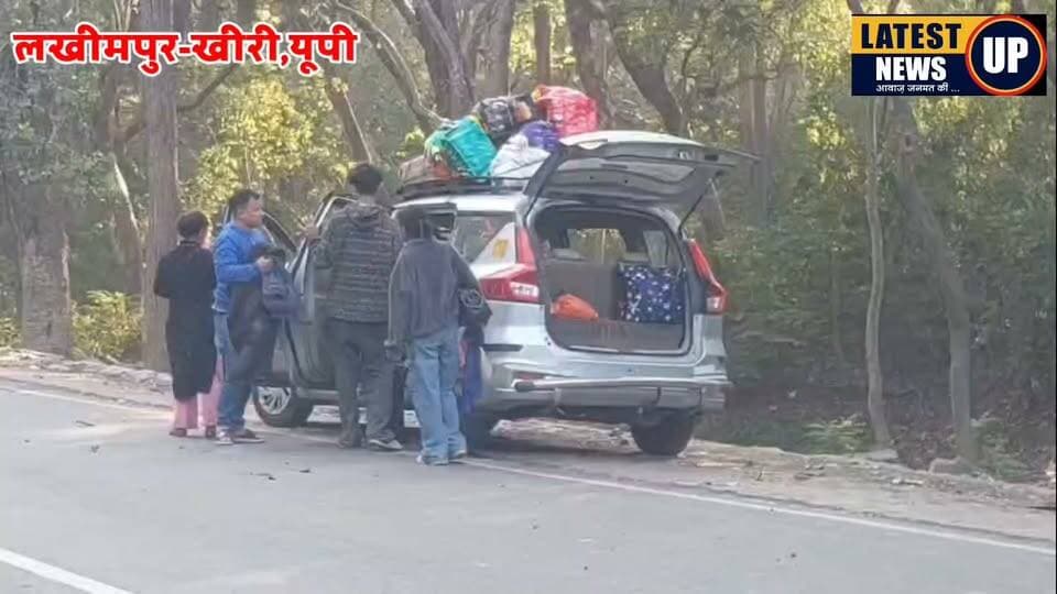 गौरीफंटा बार्डर पर यात्रियों की जिंदगी से खिलवाड़ कर रहे टैक्सी चालक
-अवैध टैक्सियों के साथ रजिस्टर्ड टैक्सियों में भरी जा रहीं ओवरलोड सवारियां
#lakhimpurkherinews
#paliapolice
#UPNews
#GauriFantapolice
#kheripolice
#artokheri