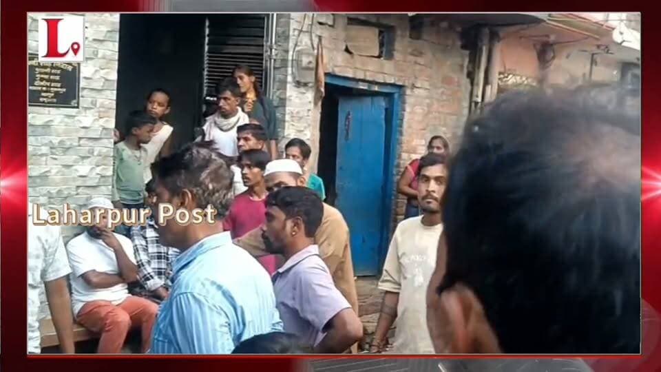 #Sitapur लहरपुर नगर क्षेत्र में सरकारी राशन की दुकान पर एसडीएम की छापेमारी।