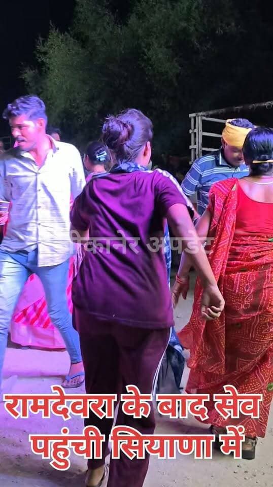रामदेवरा के बाद सियाणा के रास्ते में सेब जीते
#bikaner #apple #🍎 #sev #siyana #mela #bikaner_update