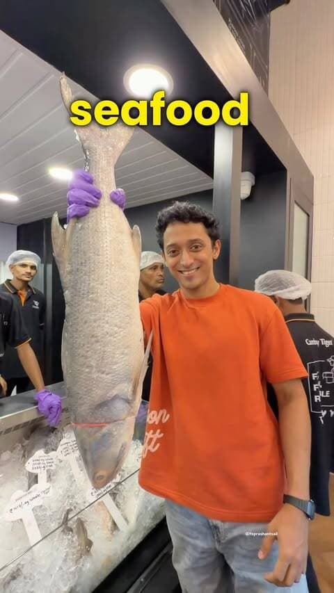 Seafood & meat lovers, you NEED to know about this spot🐟🥩🔥
Fish & Meat Pantry by Cambay Tiger has just opened in Seawoods, and it’s basically your one-stop destination for premium seafood, meat & ready-to-cook options.
From fresh Salmon, Rawas & prawns to marinated chicken, meat and seafood perfect for BBQ nights, Sunday lunches, house parties or a fancy dinner at home. 😍
Just pick. Cook. Serve. 👨🏻🍳🔥
📍 Fish & Meat Pantry by Cambay Tiger, Seawoods
Save this spot for your next meat & seafood craving👀
#FishAndMeatPantry #CambayTiger #Seawoods #NaviMumbai #NaviMumbaiFoodies SeafoodLovers MeatLovers ReadyToCook Foodie MumbaiFoodies