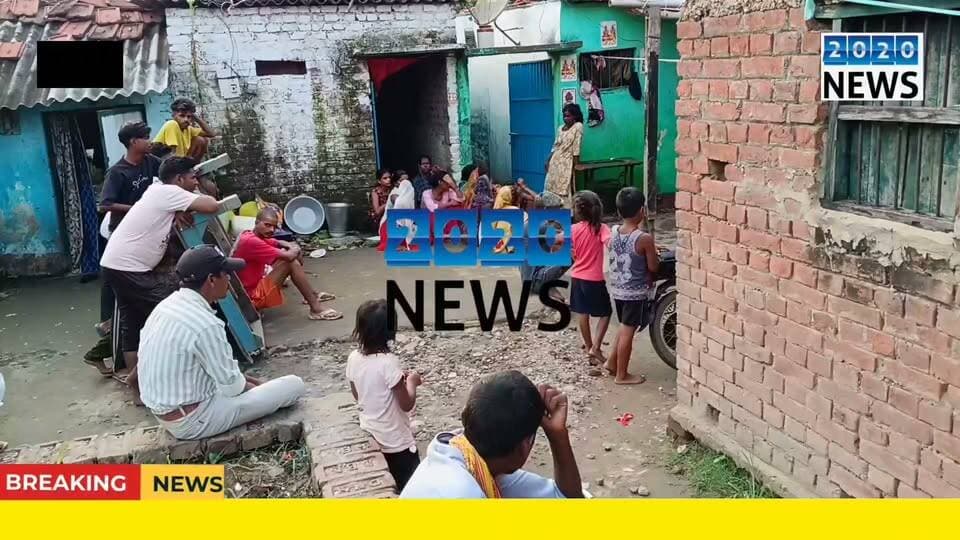 पटना के मनेर स्थित टाटा कॉलोनी गांव के रहने वाले एक युवक की सोन नदी में डूबने से हुई मौत, मौत की घटना के बाद मृतक युवक के परिवार वालों में छाया शोक का माहौल, मृतक गणेश साव का पुत्र विक्की कुमार के रूप में हुई पहचान. #Deathdrowning #Sonriver #manerpatna #Youngman #trendingpost #Explore #foryou #crimenews