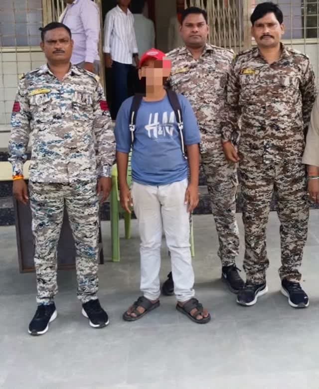 मुरैना कैलाश थाना पुलिस ने गुम हुए नाबालिक को 24घंटे में सकुशल दस्तयाब कर परिजनों को किया सपुर्द