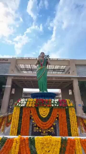 జయ,జయహే తెలంగాణ.....