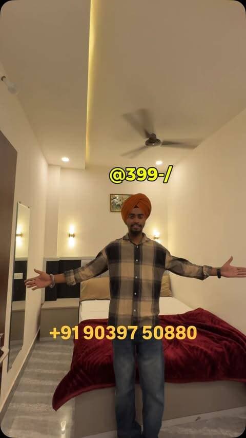 Best rooms in Bhopal 🔥.
.
.
#sardarjikiyatrabhopal #streetfood #sardarjikiyatra #rooms #couplerooms