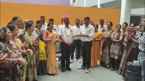 सरदार वल्लभभाई पटेल सांदीपनि विद्यालय शाजापुर के नवागत प्राचार्य का स्टाफ ने किया सम्मान