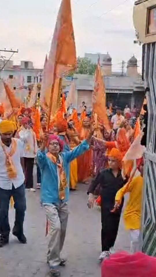 भगवान विश्वकर्मा पूजा दिवस के अवसर पर निकली रतनगढ़ में शोभायात्रा
