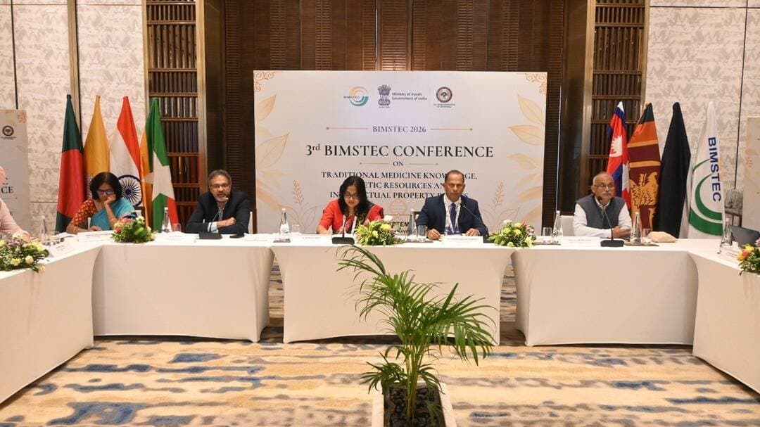The Third BIMSTEC Conference on Traditional Medicine Knowledge, Genetic Resources and Intellectual Property Rights and the Second BIMSTEC Nodal Group Meeting concluded today in Goa, with participation from all seven BIMSTEC Member States.
Day 2 continued with a visit to AIIA Goa, showcasing its state-of-the-art facilities in tertiary care and academics, with delegates sharing institutional best practices. A plantation programme was also organised, symbolising the shared commitment to traditional medicine and biodiversity conservation.
The Nodal Group deliberated on and arrived at four key areas of cooperation: institutional and policy cooperation; standards and trade; documentation and capacity building; and implementation mechanisms.
All Member States unanimously agreed to support each other in the areas of intellectual property, genetic resources and traditional medicine knowledge, providing a strong foundation for continued regional cooperation.
#BIMSTEC #TraditionalMedicine #Ayush #IntellectualProperty #GeneticResources #Biodiversity #RegionalCooperation
@mppratapraojadhao @pibindia @ddnews_official @airnewsalerts