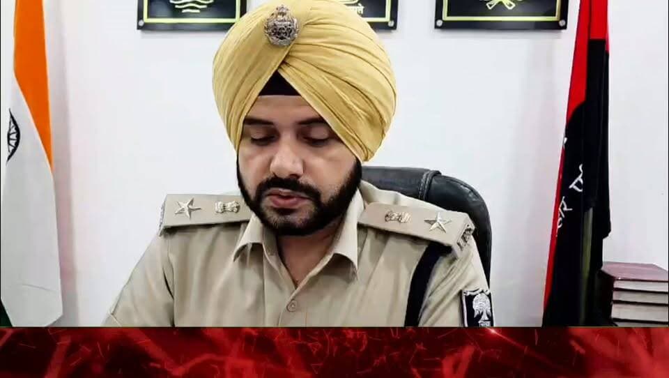 48 घंटे में विक्की मेहता ह*त्याकांड का खुलासा, चार आरोपी गिरफ्तार; पुरानी रंजिश, आपसी वर्चस्व और बढ़ते प्रभाव को एसपी ने बताया ह*त्या का कारण; एक देसी कट्टा व तीन जिंदा कारतूस बरामद