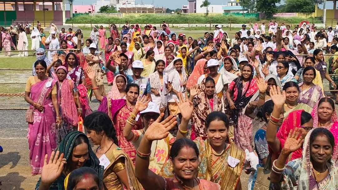 एक लाख दीयों की रोशनी, राष्ट्र निर्माण का संकल्प! 🪔🇮🇳
‘सेवा संकल्प अभियान 2026’ के अंतर्गत बालोद में सजेगी आस्था और समर्पण की शाम। जनसेवा के प्रति आभार जताने और ‘विकसित भारत 2047’ के संकल्प को मजबूत करने के लिए आयोजित हो रहा है ‘आशीर्वाद का दीया’ कार्यक्रम।
📅 17 सितंबर 2026 | शाम 6:30 से 7:30 बजे
📍 स्व. सरयू प्रसाद अग्रवाल स्टेडियम, बालोद
🪔 1,00,000+ दीयों का महा-दीपोत्सव
आप सभी सादर आमंत्रित हैं। आइए, मिलकर जलाएं संकल्प का दीया!
#आशीर्वाद_का_दिया #सेवा_संकल्प_अभियान #SewaSankalpabhiyan #BalodDistrict