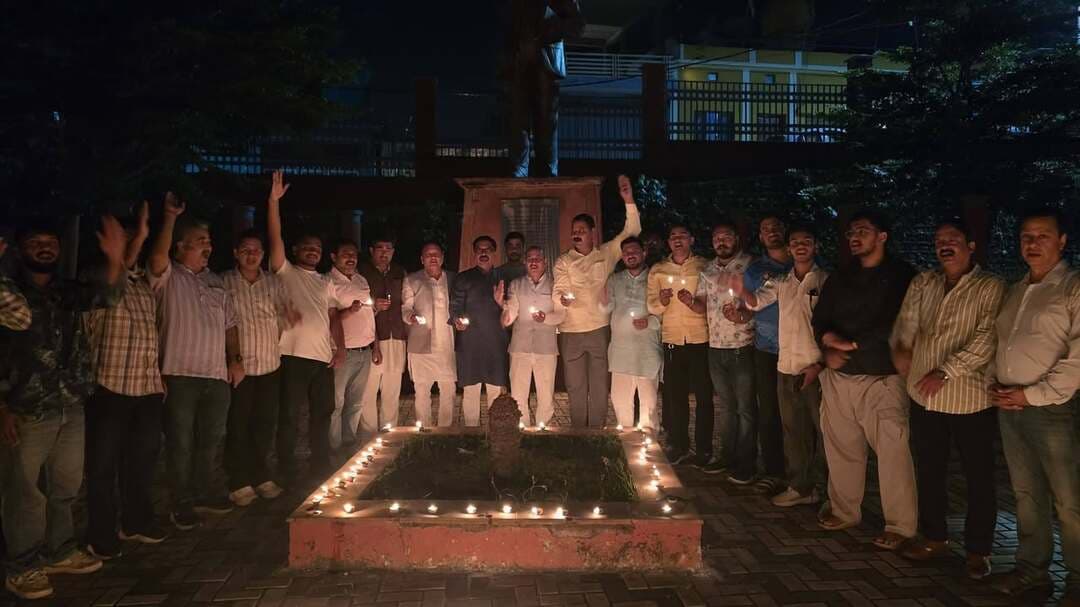 पीएम मोदी के जन्मदिन पर रोशन हुआ हल्द्वानी, ‘आशीर्वाद के दीये’ जलाकर मांगी लंबी उम्र की दुआ”
