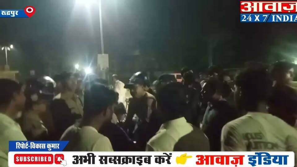 रुद्रपुर- सड़क हादसे में संजय नगर खेड़ा निवासी अमन उर्फ तारक गाइन की हुई मौ#त, परिजनों में मचा कोह#राम