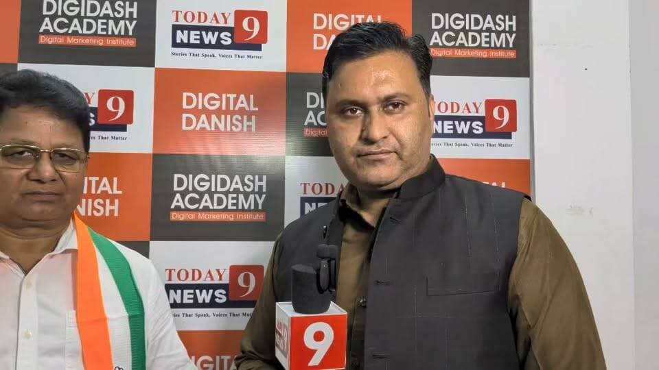 अगर राजेश प्रताप जीत जाते हैं तो क्या तिलक राज बेहड़ का राजनीतिक कद बढ़ेगा?
जानिए कांग्रेस प्रवक्ता डॉ गणेश उपाध्याय से क्या मिला जवाब