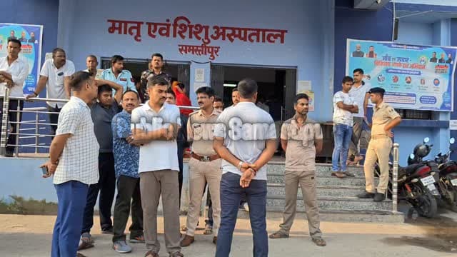 पुलिस लाइन में तैनात महिला सिपाही को पेट में उठा दर्द सदर अस्पताल में इलाज के दौरान हुई मौ"त स्वास्थ्य विभाग को उठ रहे सवाल #samastipur #bihar #viral #trendingreels #trendingnow