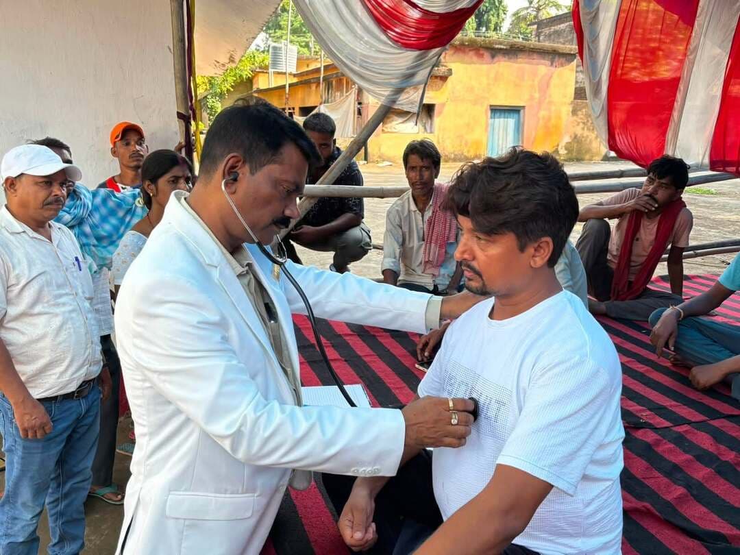 पथरगामा में गरमाई राजनीति: BDO के विरोध में अब भूख हड़ताल पर बैठे जिला परिषद सदस्य अमित भगत!
! #shorts #reelsvideoシ