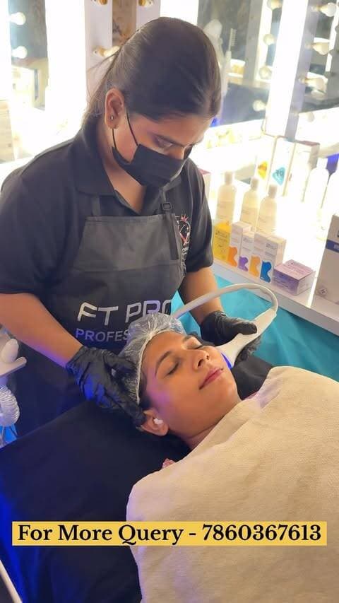 Teej की तैयारी अभी बाकी है? तो फिर एक बार SK Makeover ज़रूर विज़िट करिए। 💄🌿
Special Discount Offers, ₹2000+ Service पर Free Mehendi,
Anniversary Celebration, ₹99 Services और Free Beauty Services जीतने का मौका… एक ही जगह पर इतने सारे Benefits शायद ही कहीं मिलें। 😍
Teej, Party, Wedding या किसी भी Special Occasion के लिए अपना Look Upgrade करिए और इस Offer का फायदा उठाइए। ❤️
📍SK Makeover, Naini Bazaar (Opp. Kesarwani Jewellers)
#TeejOffer #SKMakeover #MehendiOffer #MakeupArtist #musafirprayagi