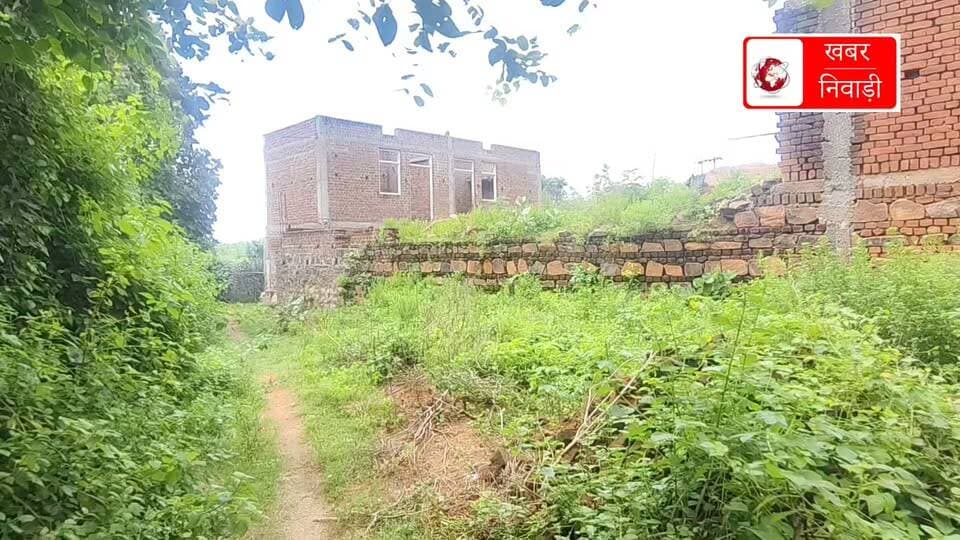 ग्राम दुलानी में आम रास्ते पर दबंगों का कब्जा ग्रामीणों ने जताया आक्रोश शासन से शीघ्र हटाने की मांग
