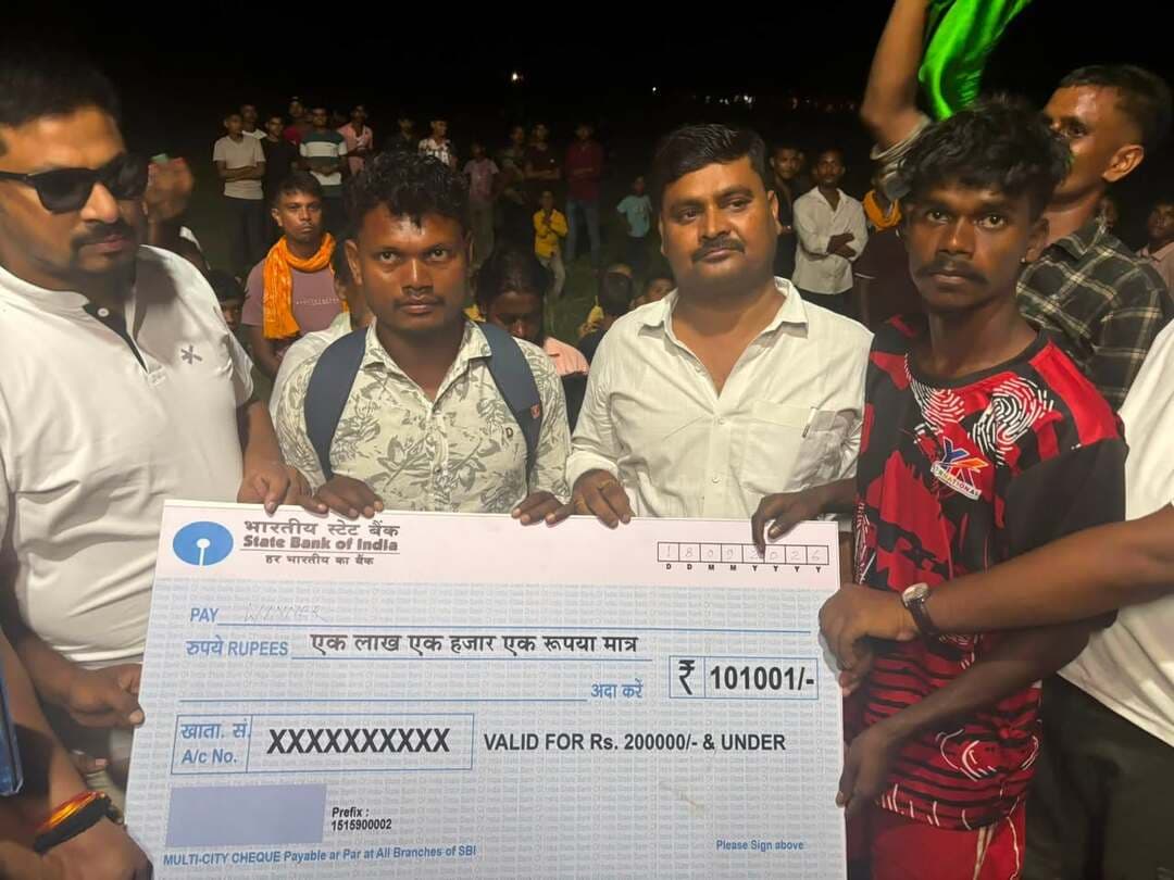 कस्तूरिया में फुटबॉल टूर्नामेंट का शानदार समापन: मुख्य अतिथि ने खिलाड़ियों का किया उत्साहवर्धन, दी शुभकामनाएं !
#shorts #reels