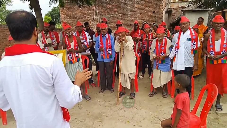 निषाद समाज को आरक्षण नहीं मिला तो बीजेपी के खिलाफ वोट की अपील: अजय निषाद
#निषादआरक्षण #मझवारआरक्षण #AjayNishad #खबरेंअभीतक