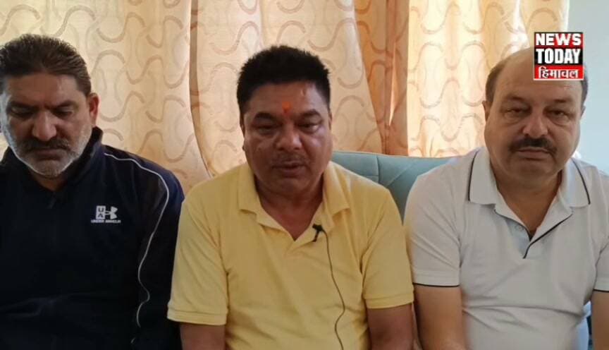 पच्छाद कांग्रेस में एकजुटता का संदेश, एक मंच पर दयाल प्यारी-मुसाफिर; बोले—टिकट किसी को मिले, मिलकर लड़ेंगे चुनाव।